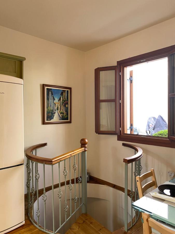 Delfi'S Cozy Maisonette Exterior foto